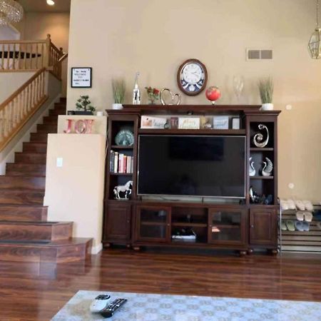 Sweet Home Elk Grove Esterno foto